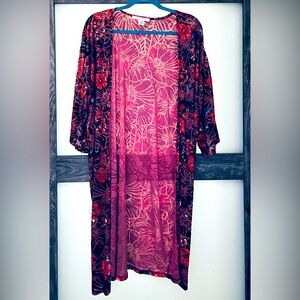 Sans Souci ~ Beautiful Velvet Floral Kimono…. Sz L ♥️